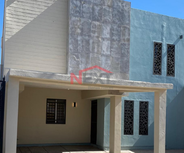 CASA EN RENTA EN COLINAS RESIDENCIAL
