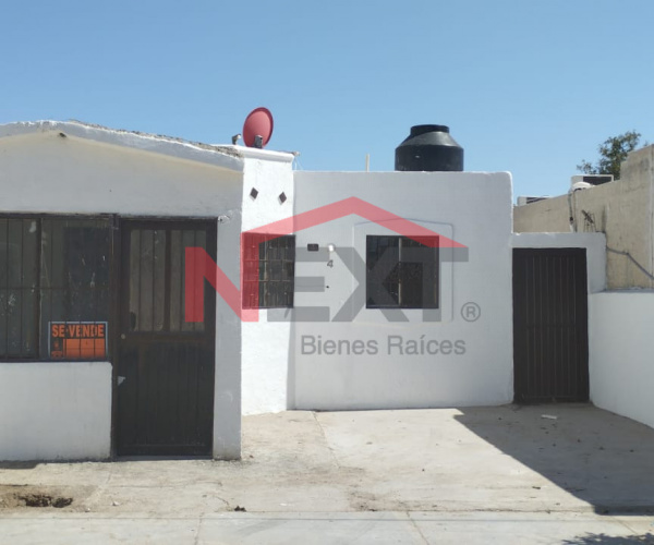 CASA EN VENTA EN COL. PASEO LAS PALMAS