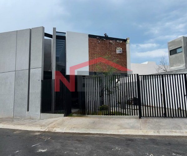 Residencia en venta  Al Norte Monte Sabino estilo contemporaneo