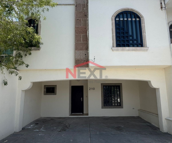 CASA EN RENTA - FRACC. REAL DEL SOL I