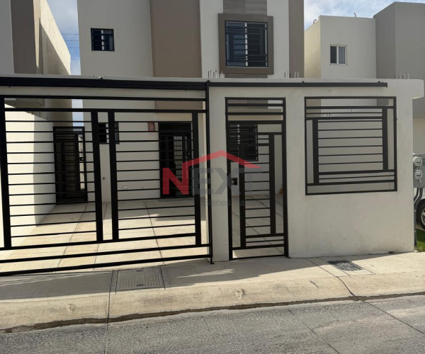 CASA EN VENTA EN RESIDENCIAL VINAS DEL MAR TIJUANA B.C