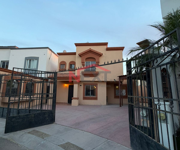 CASA EN VENTA EN MONTECARLO RESIDENCIAL