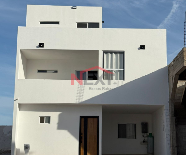 CASA EN VENTA SAN CARLOS