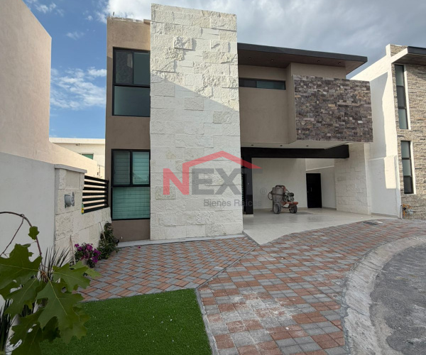 Casa Equipada en Renta Privanzas del Campestre