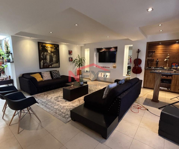 CASA EN VENTA EN COL. MODELO