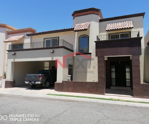 CASA EN VENTA EN VALLE DEL LAGO RESIDENCIAL