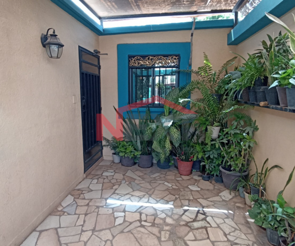 CASA EN VENTA EN FRACC. REAL DEL CARDO