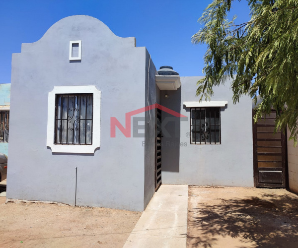CASA EN VENTA EN FRACC. OASIS LANTANA