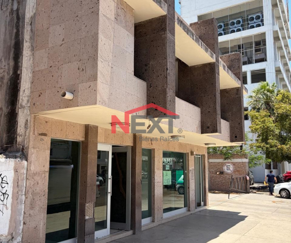 LOCAL COMERCIAL PLANTA BAJA EN RENTA, COL. CENTRO.
