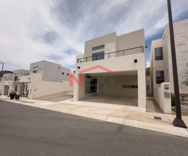 CASA EN VENTA EN LA MIRADA RESIDENCIAL