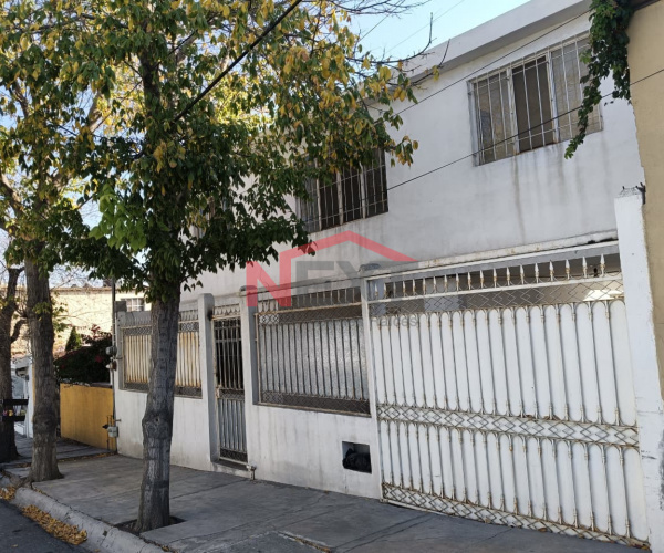 CASA EN RENTA  PARA OFICNAS O NEGOCIO