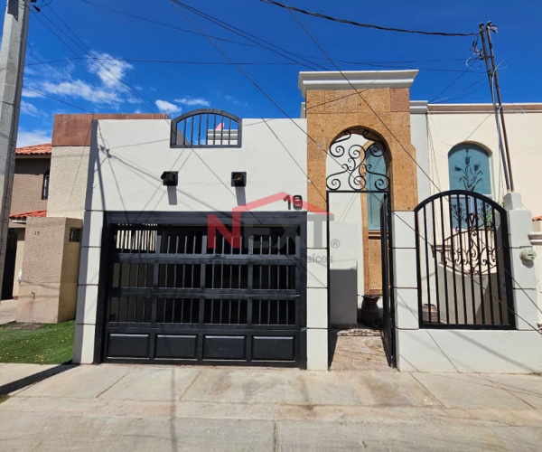CASA EN RENTA EN PRADERAS DEL VALLE