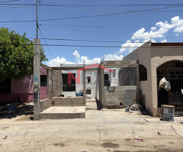 CASA EN VENTA EN COL. REAL DEL COBRE