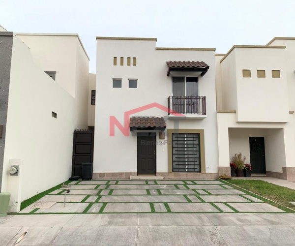 CASA EN RENTA EN COL. LAS PROVINCIAS