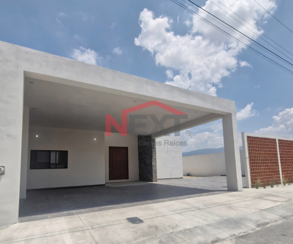 Casa en Venta de una planta en el Campanario