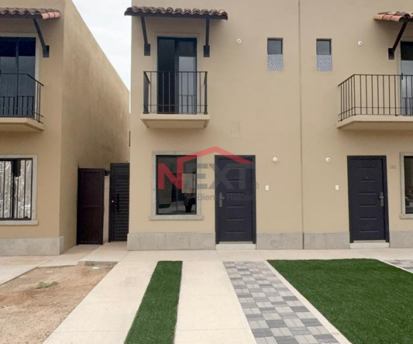 CASA EN RENTA EN SALAMANCA RESIDENCIAL