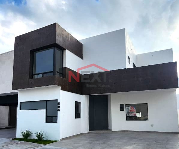 CASA EN PREVENTA 3 Recamaras 1 en Planta Baja Las Huertas Arteaga Preventa