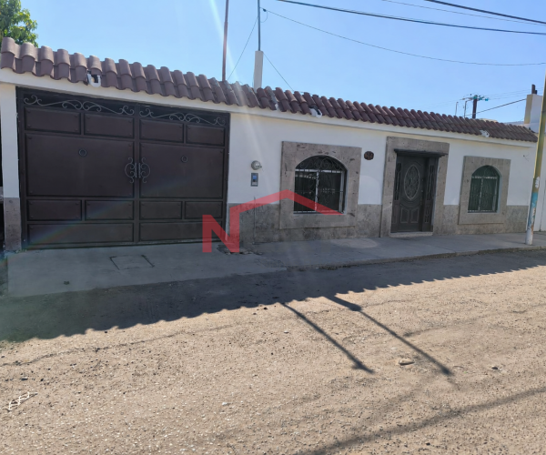 CASA EN VENTA – COLONIA CONSTITUCIÓN