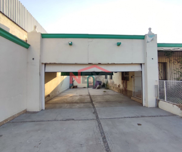 ÁREA COMERCIAL EN RENTA EN COL. CENTRO
