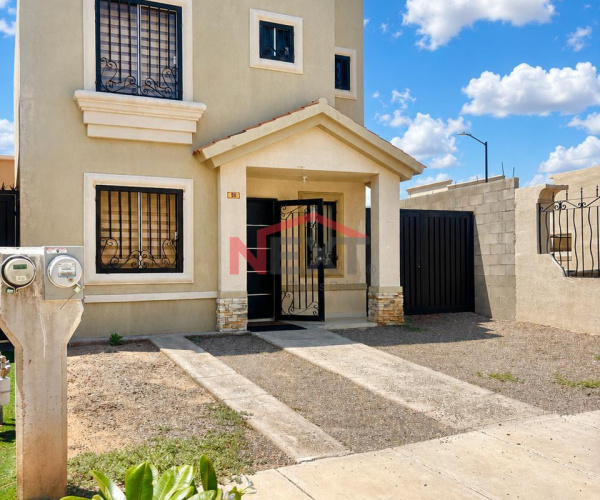CASA EN RENTA EN STANZA SOLARE