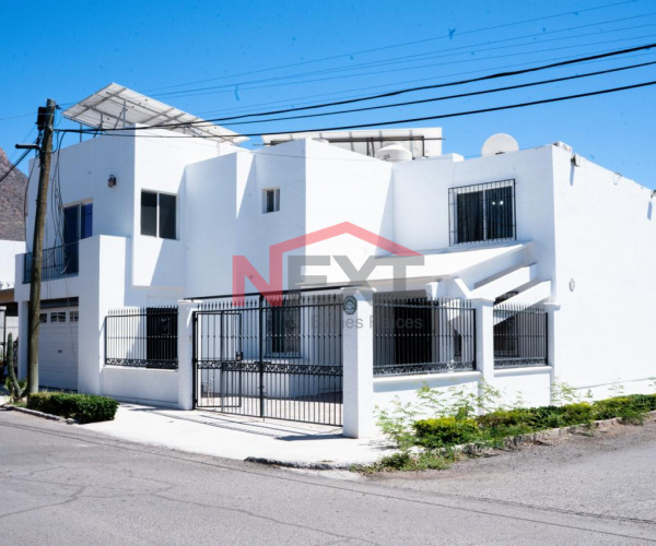 CASA EN VENTA EN VILLA DE MIRAMAR