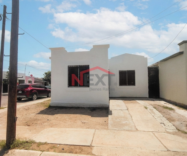 CASA EN VENTA EN FRACC. ARANDANOS