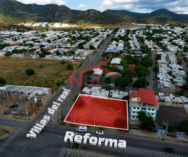 TERRENO EN VENTA EN BLVD. JOSE MARIA ESCRIVA DE BALAGUER
