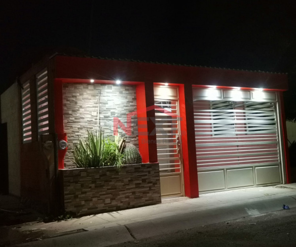 CASA EN VENTA EN OASIS LANTANA