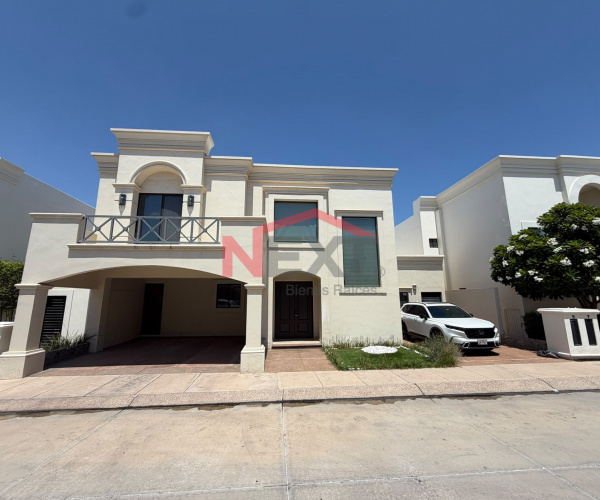 CASA EN VENTA EN LOS ALTOS RESIDENCIALES