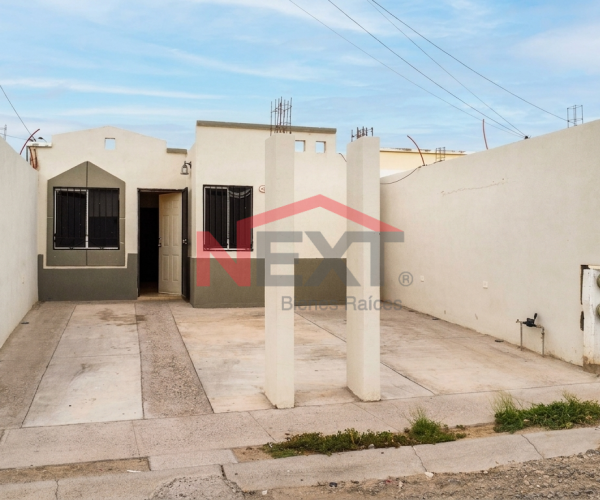 CASA EN VENTA EN COL. VILLAS DEL SUR