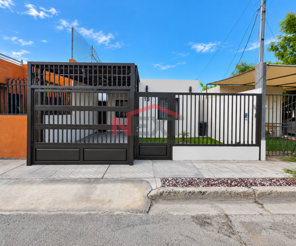 CASA EN RENTA EN FRACC. PLAZA REAL