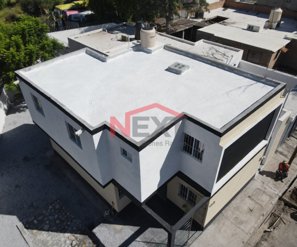 CASA NUEVA CON AMPLIO PATIO FRACC. FUNDADORES