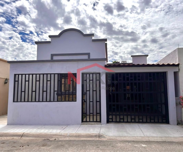 CASA EN RENTA EN COL. PUERTA DEL REY