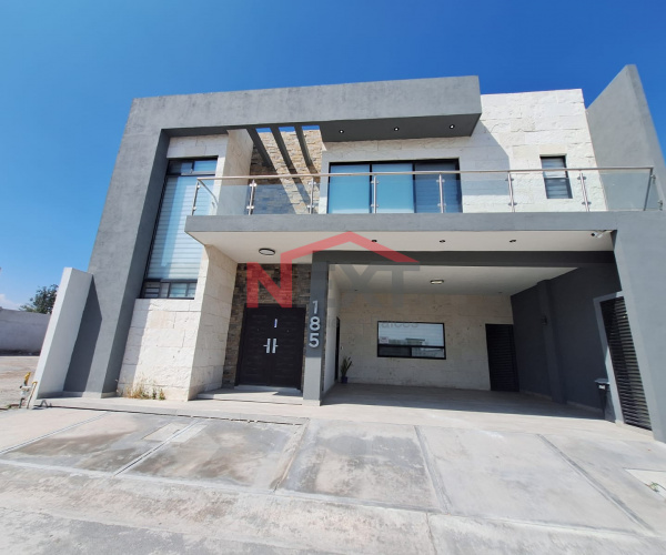 CASA EQUIPADA AL NORTE EN VENTA FRACC HABITA II