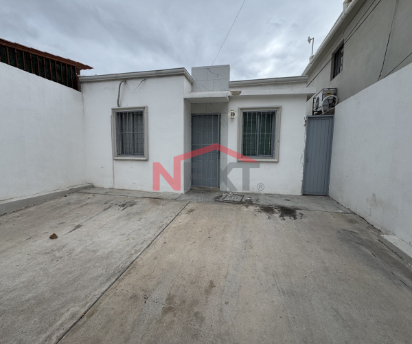 CASA EN RENTA EN COL. VILLA SONORA