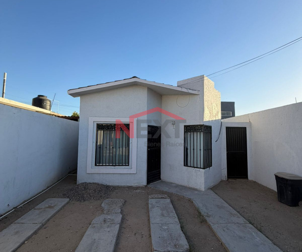 CASA EN RENTA EN COL. LOMAS DE LINDA VISTA