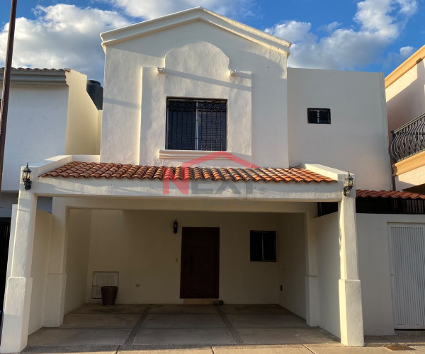 CASA EN RENTA EN PASEO DE LA COLINA