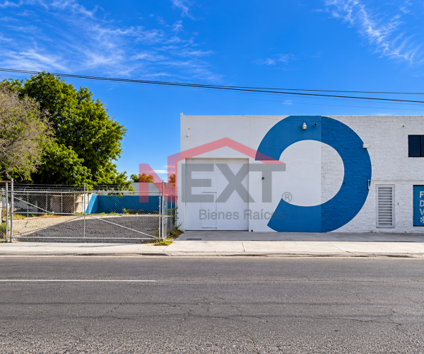 BODEGA CON TERRENO EN RENTA EN COL. CENTRO